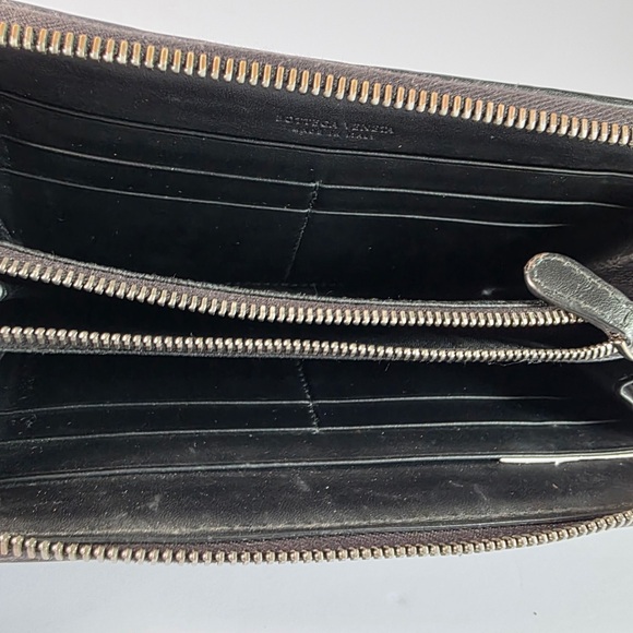 Bottega Veneta Intrecciato Leather Long Wallet - Picture 6 of 7